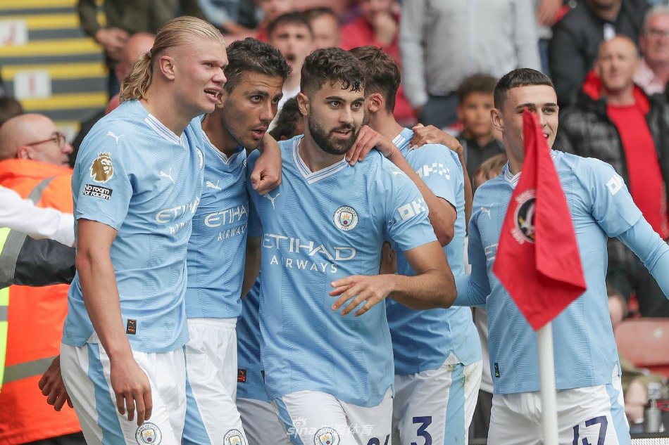 足球比赛 足球比赛